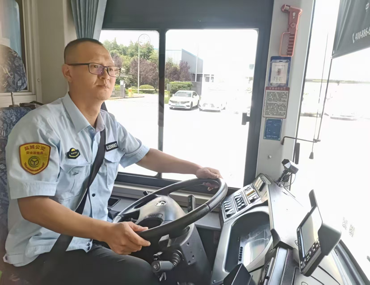 驾驶员：刘金祥1.png